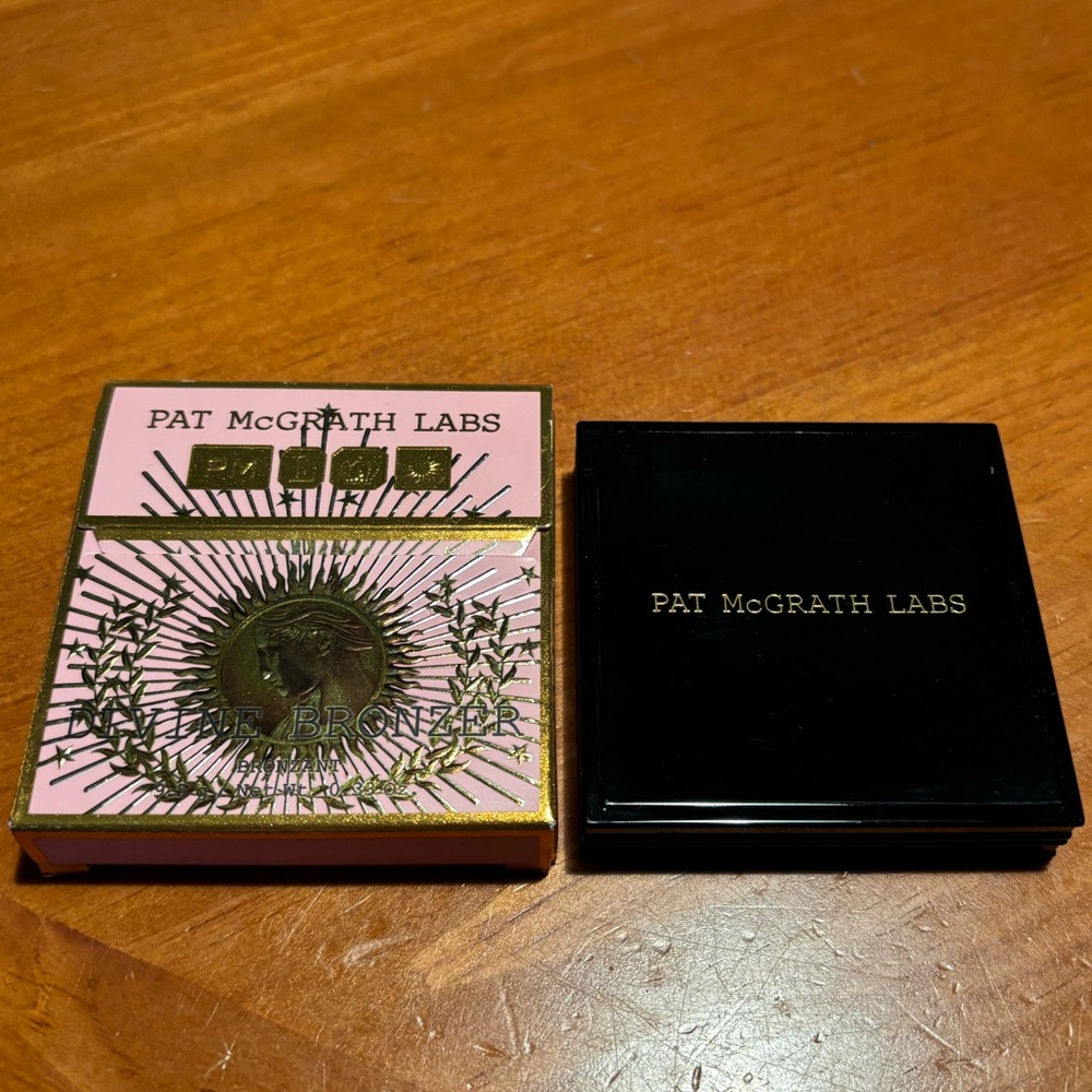 Pat McGrath Labs: Skin Fetish Divine Bronzer - Picture 3 of 15